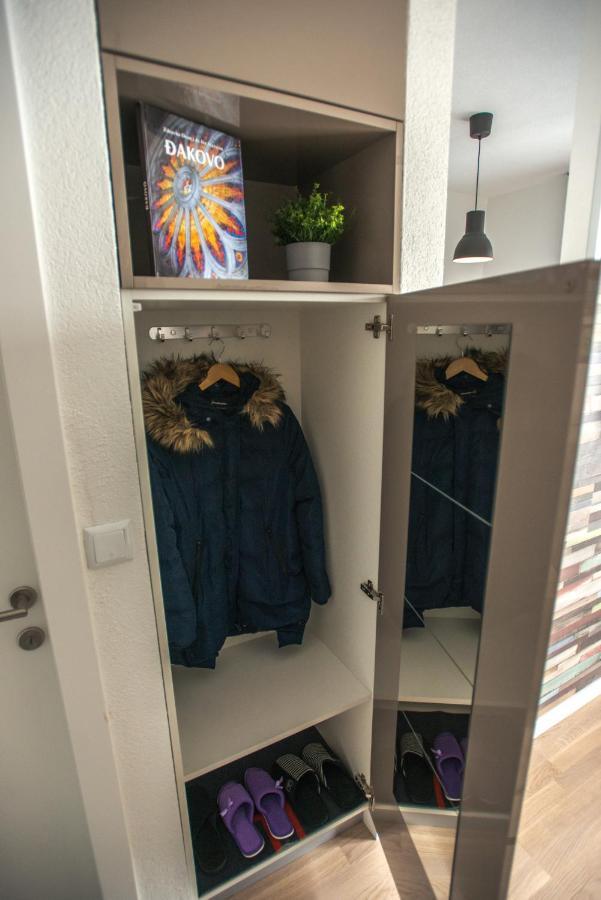 Studio Apartman Dakovo In Esterno foto