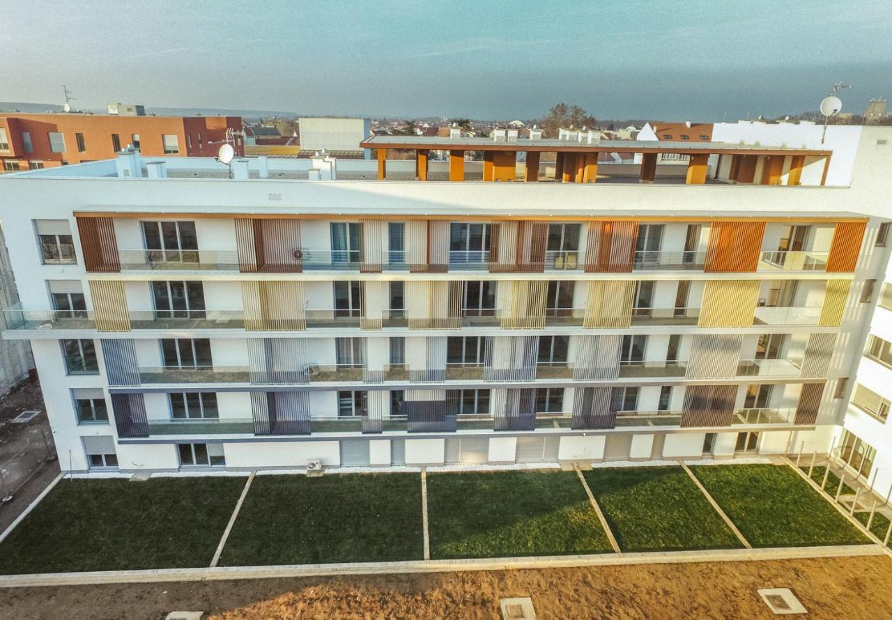 Studio Apartman Dakovo In Esterno foto